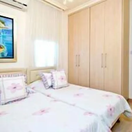 Amadora Luxury Villas Вилла