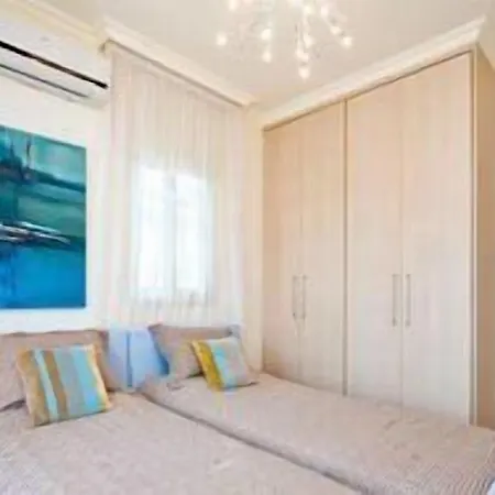 Вилла Amadora Luxury Villas Pernera