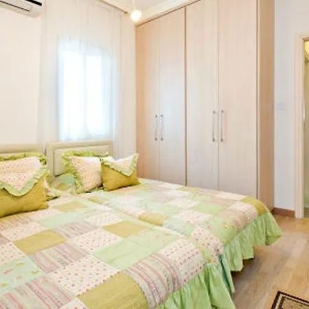 Amadora Luxury Villas Вилла Pernera