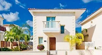 Amadora Luxury Villa