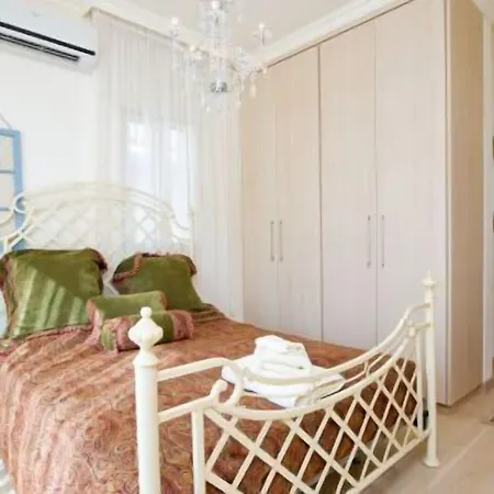 Amadora Luxury
